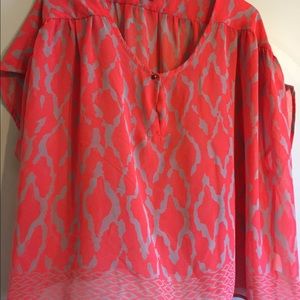 A fun loose fitting summer top!