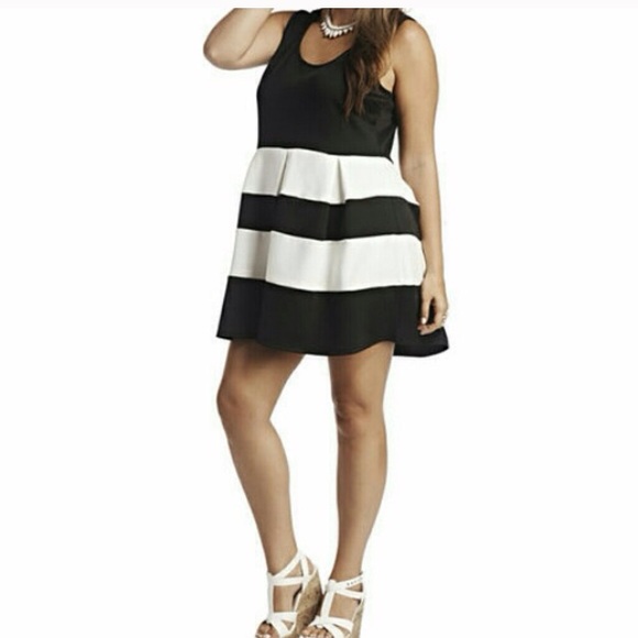 💚👗xxl black and white stretchy dress💚 - Picture 3 of 3