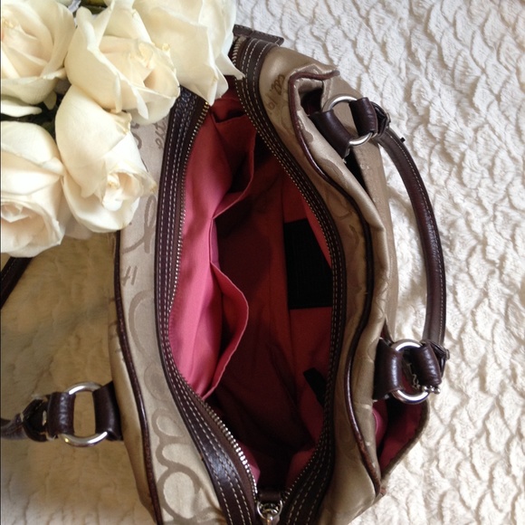 Authentic Coach handbag - Picture 2 of 4