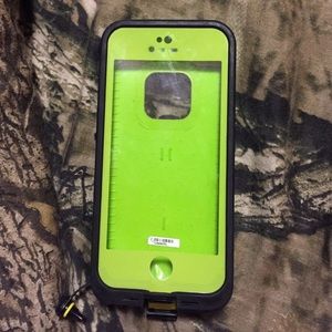 Life proof fré case for iPhone 5