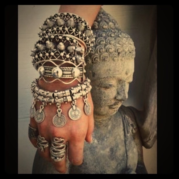 Bohemian coin bracelet - Picture 1 of 3