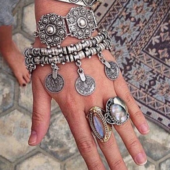 Bohemian coin bracelet - Picture 2 of 3