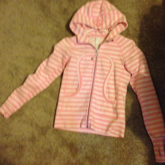 Lululemon Scuba Hoodie - Picture 1 of 1