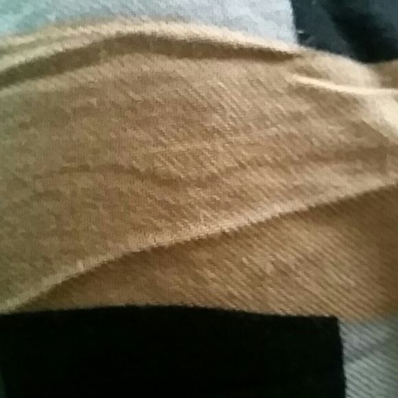 Scarf - Picture 3 of 3