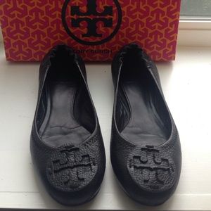 Black Tory Burch Revas
