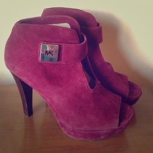 Michael Kors red suede open toe pumps