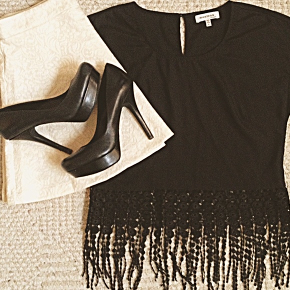 Monteau Tops - Black Fringe Top