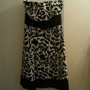 White House Black Market Floral Dress