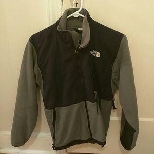 North face gray/black womens small denali fleece