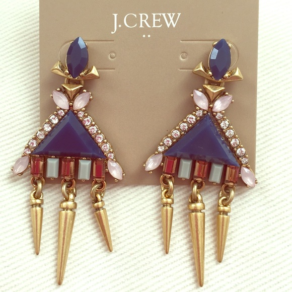 J. Crew Jewelry - 💥HOST PICK💥 triangle dangle statement earrings