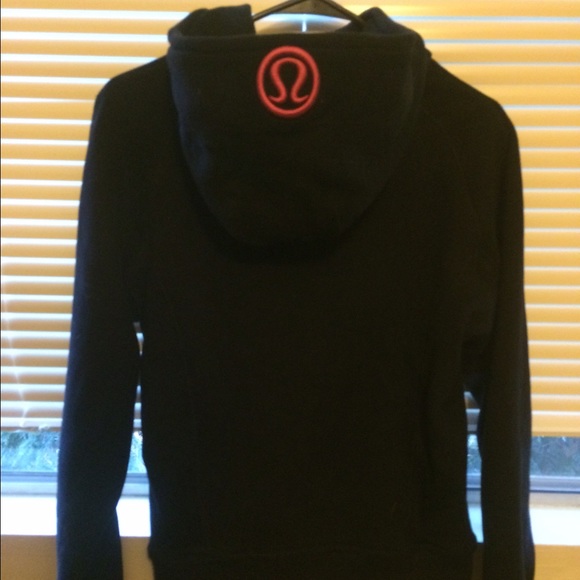 Lululemon Black Zip Up Hoodie