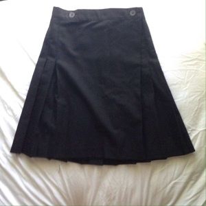 American Apparel black pleated skirt XS.