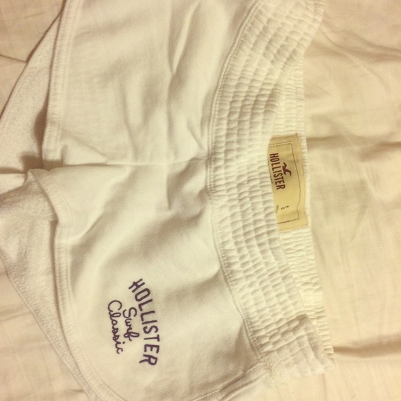 Hollister shorts size small