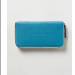 Clare V. Zip wallet.