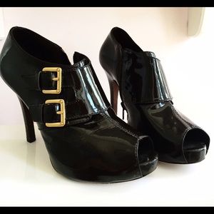 Black BCBG peep toe heels
