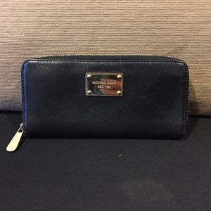 Michael Kors wallet