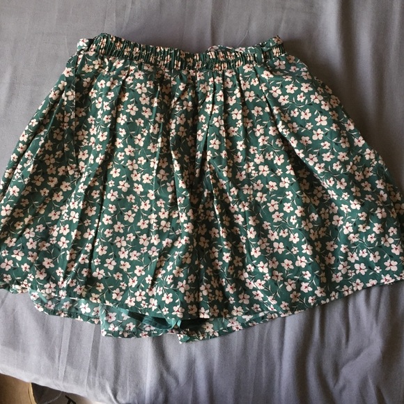 floral pattern skirt