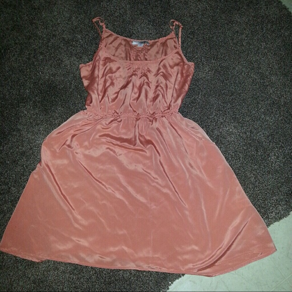 Forever 21 peach-colored sundress - Picture 1 of 1