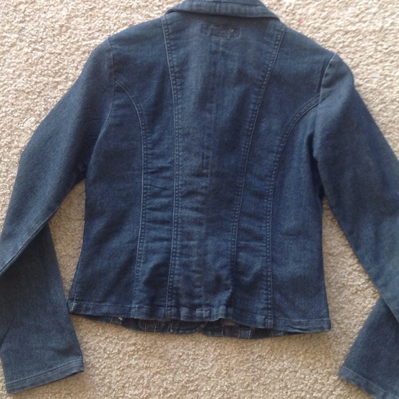 Beautiful jacket! - Picture 4 of 4