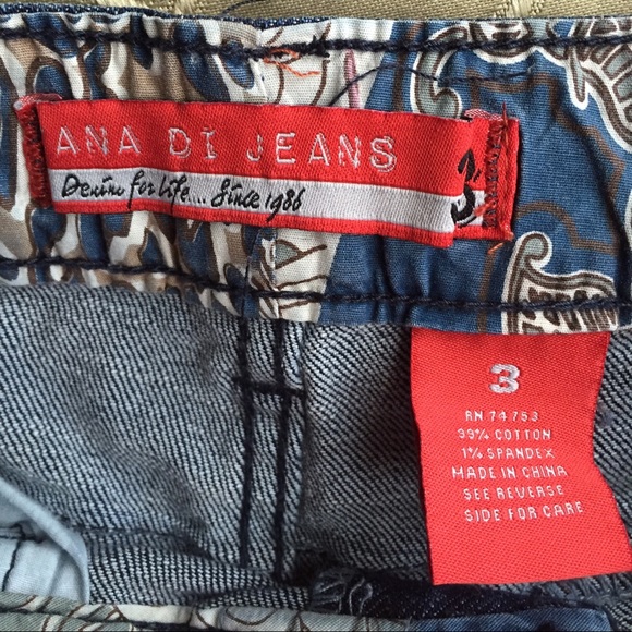 Macy's Denim Shorts SIZE 3 - Picture 2 of 4