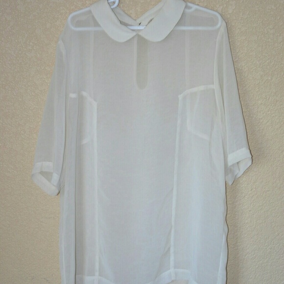 Peter Pan collar off white shirt