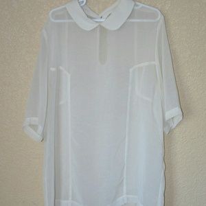 Peter Pan collar off white shirt