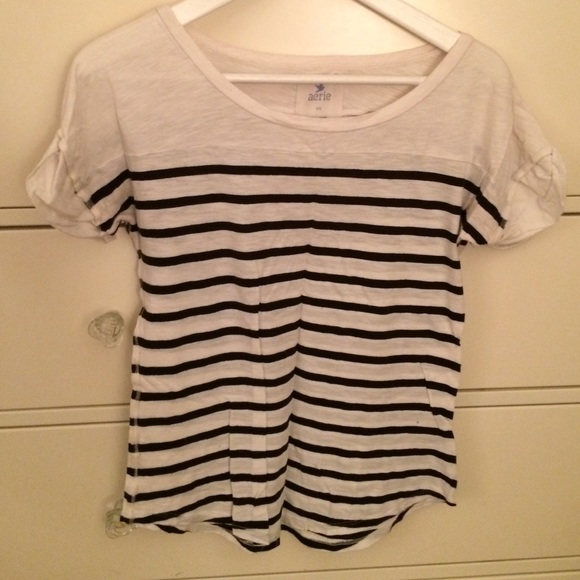 Aerie black and am white striped top