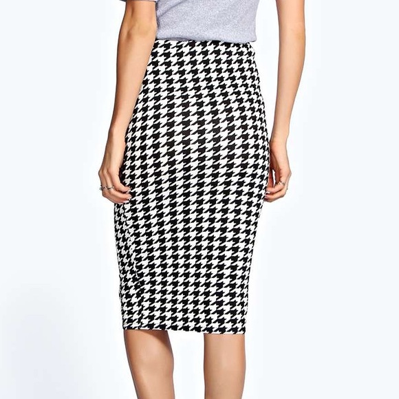 ❌SOLD❌Houndstooth Midi Skirt - Picture 2 of 4