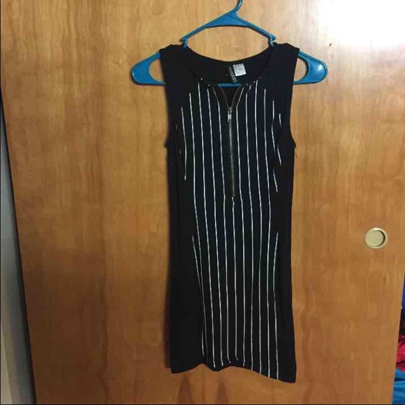 Body dress zipped top