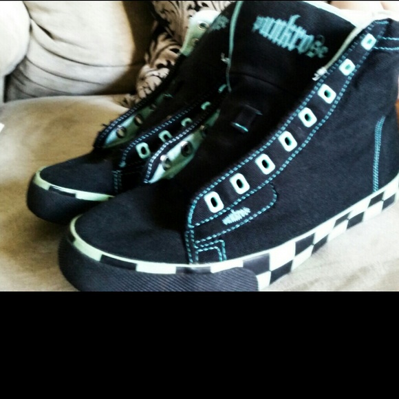Punkrose Hightops