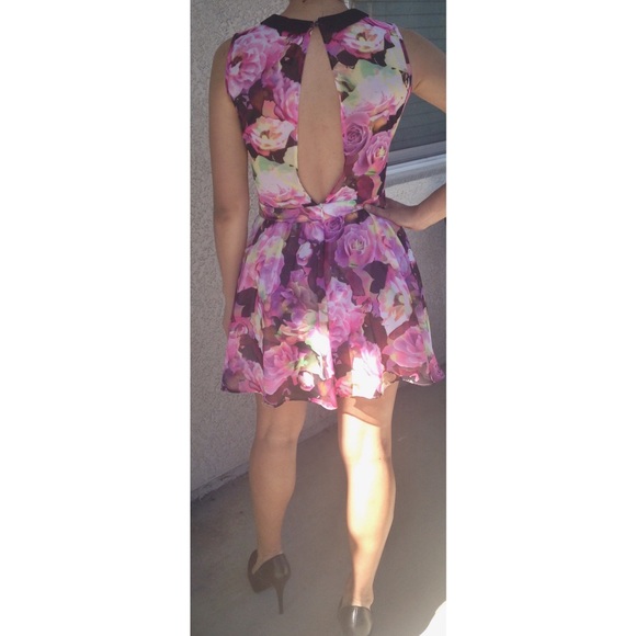 Pink floral chiffon dress SOLD - Picture 2 of 4