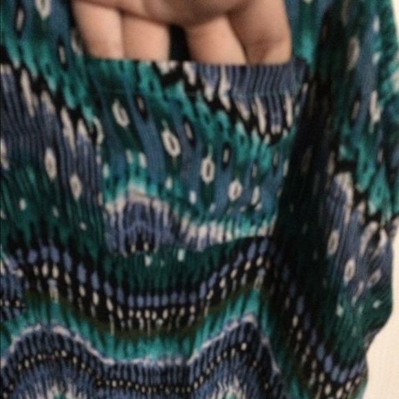 Blue tribal flowy tank - Picture 2 of 3