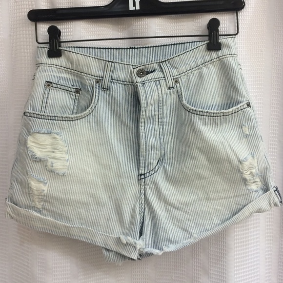 SIZE 25 CARMER BLUE/WHITE STRIPPED DENIM SHORTS