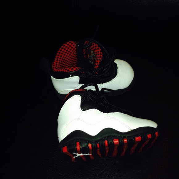 Infant Jordan's - Picture 2 of 4