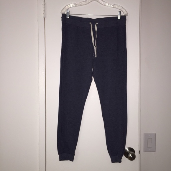Brandy Melville Pants - Sweatpants by Brandy Melville