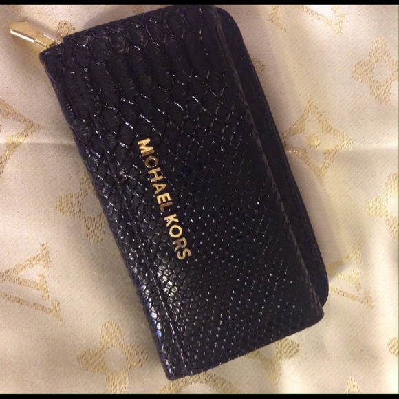 MK wallet black