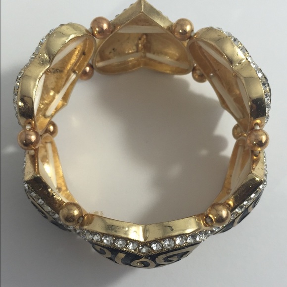 Heart bangle - Picture 3 of 3