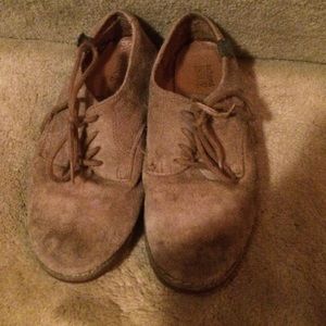 Children's school bucks