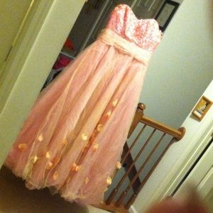 Fluffy pink & yellow mesh prom dress