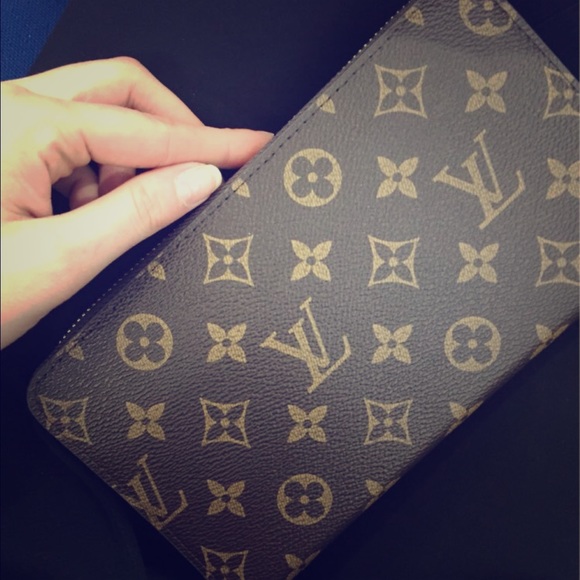 Big woman wallet