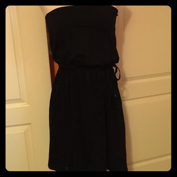 Black strapless