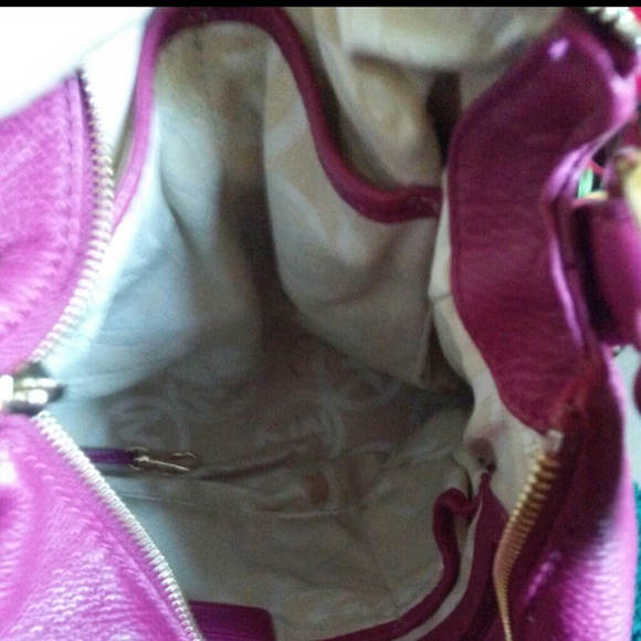 Fuchsia Michael kors purse - Picture 3 of 4