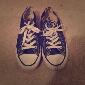 Navy Low Converse