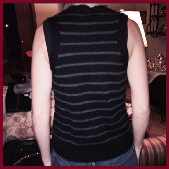 🍉Striped Wool Vest🍉(pick any 2 items for $27) - Picture 2 of 3