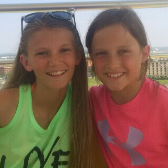 Follow my best friend - Picture 1 of 1