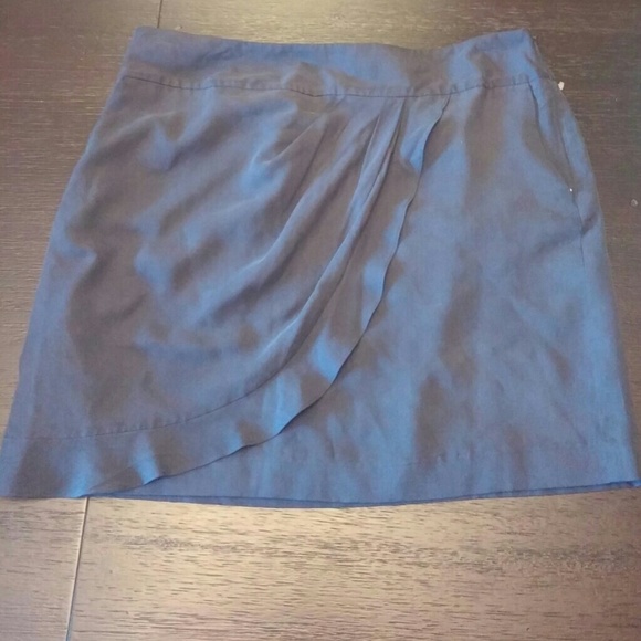 ANN TAYLOR NAVY BLUE SKIRT