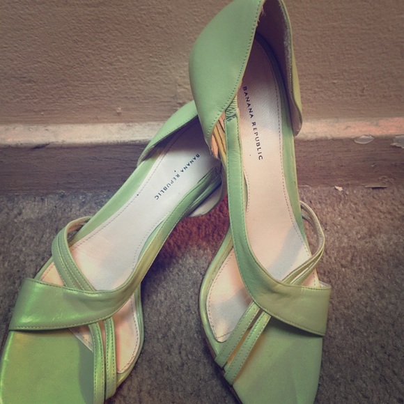 Banana Republic Shoes - Banana Republic lime green shoes Banana Republic Shoes - Banana Republic lime green shoes