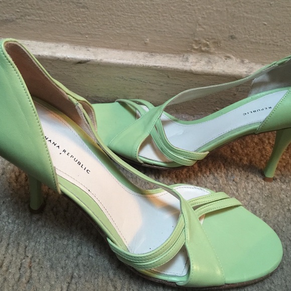 Banana Republic Shoes - Banana Republic lime green shoes Banana Republic Shoes - Banana Republic lime green shoes