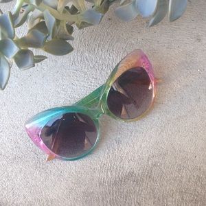 UNIF RAINBOW CATEYE SUNNIES