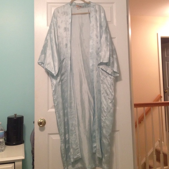 Light blue real silk kimono